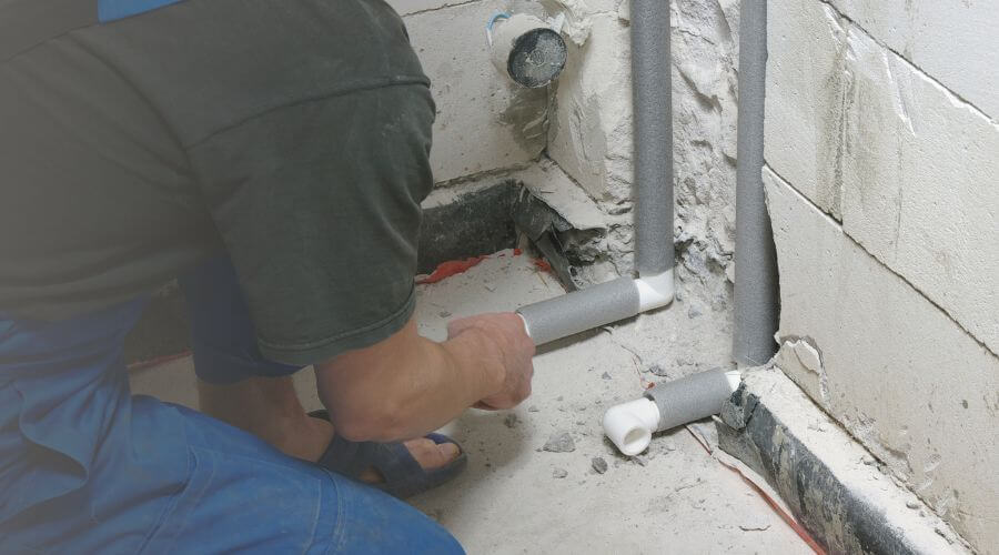 Expert burst pipe repair services in Yale, IA